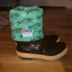 Xtratuf Salmon Sisters boots